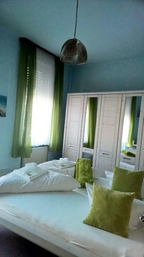 Hotel Monte Somma روديسهايم ام رين المظهر الخارجي الصورة