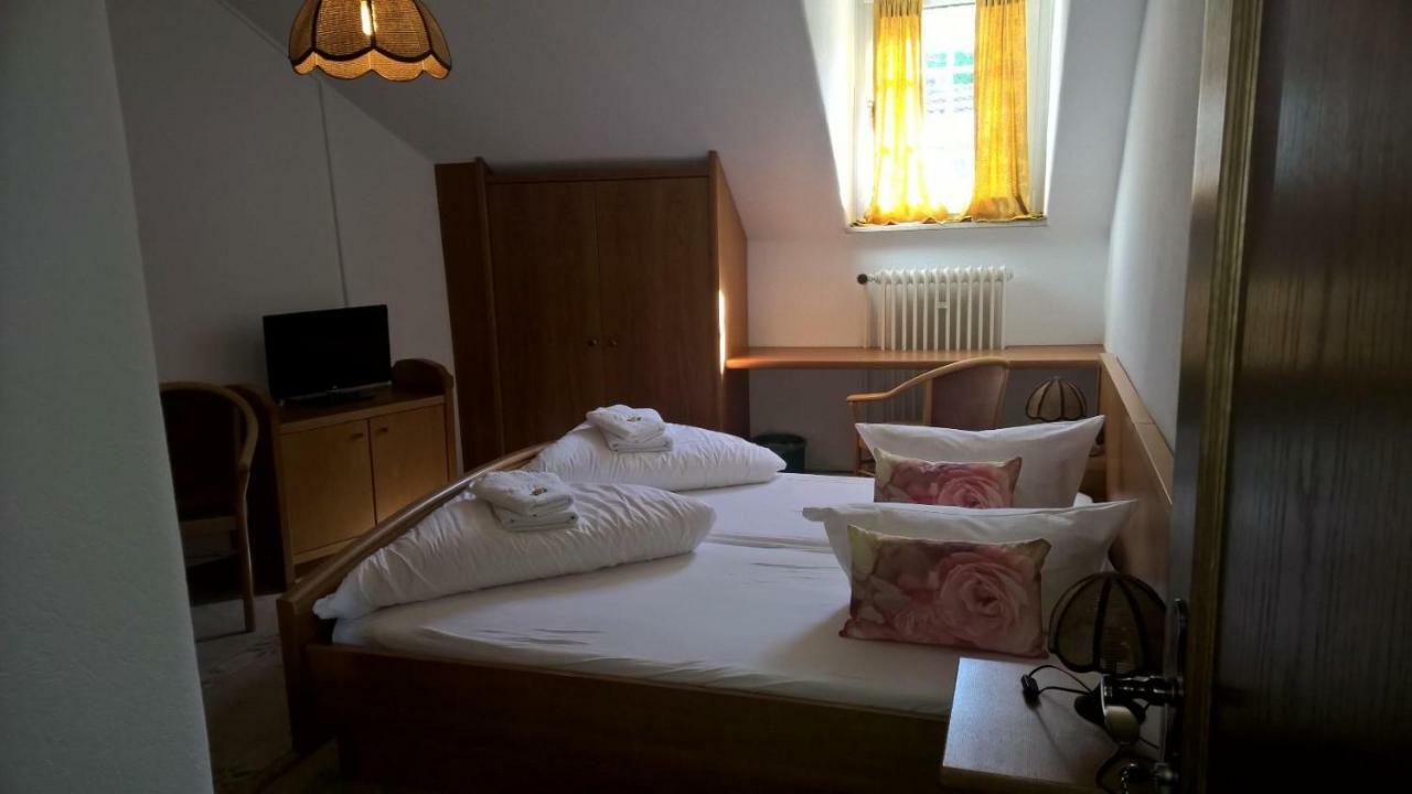 Hotel Monte Somma روديسهايم ام رين المظهر الخارجي الصورة